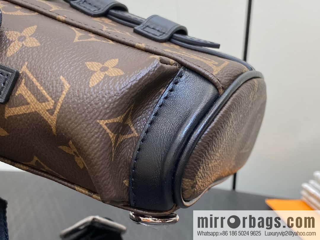 [Premium‑quality] M82769 monogram men's bag mini backpack series, autumn and winter new NANO CHRISTOPHER handbag Christopher backpack M82769 cover backpack satchel mini backpack satchel