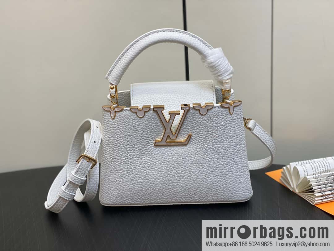 [Boutique‑grade] M23331 white, full leather cap that English series CAPUCINES mini handbag Capucines mini Flower Crown handbag