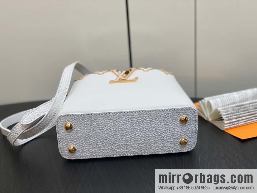 [Boutique‑grade] M23331 white, full leather cap that English series CAPUCINES mini handbag Capucines mini Flower Crown handbag
