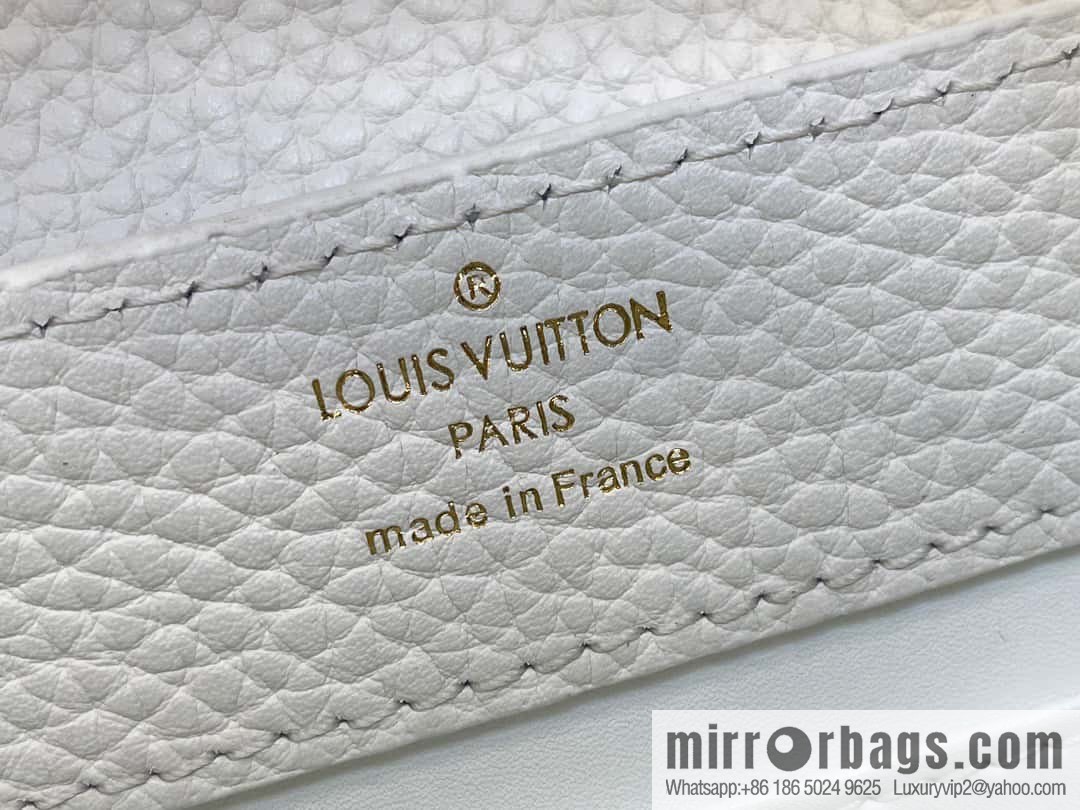 [Boutique‑grade] M23331 white, full leather cap that English series CAPUCINES mini handbag Capucines mini Flower Crown handbag