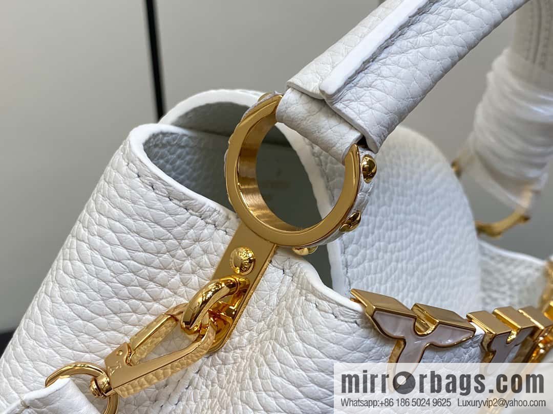[Boutique‑grade] M23331 white, full leather cap that English series CAPUCINES mini handbag Capucines mini Flower Crown handbag