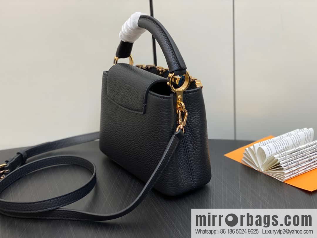 [Boutique‑grade] M23263 black full leather cap that English series CAPUCINES mini handbag Capucines mini Flower Crown handbag