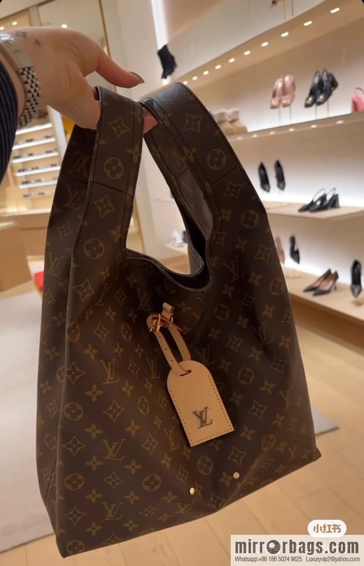 [Premium‑quality] M46817 monogram shopping bag series, new ATLANTIS large handbag in autumn and winter
