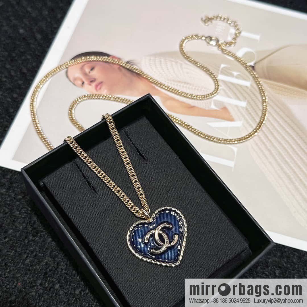 ❗️New ❗️☀️ New ☑️ Chanel Denim Peach Heart Love Long Necklace ☀️