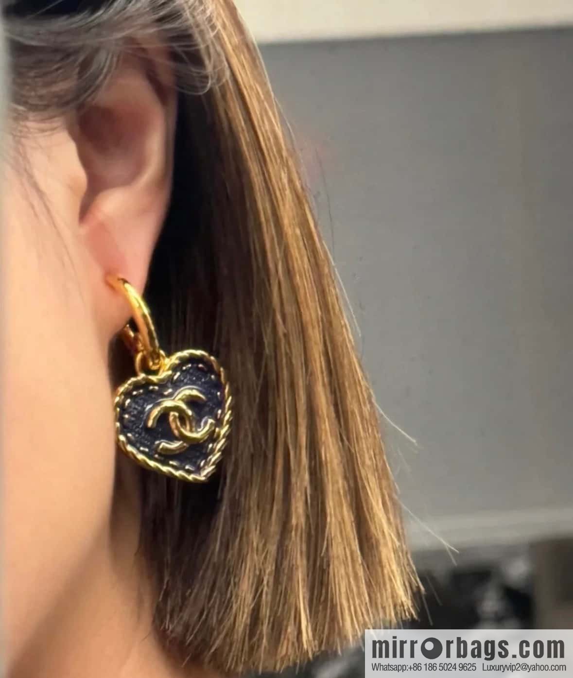 ❗️New ❗️☀️ new ☑️ Chanel C2 denim double C peach heart ❤️ love stud earrings ☀️
