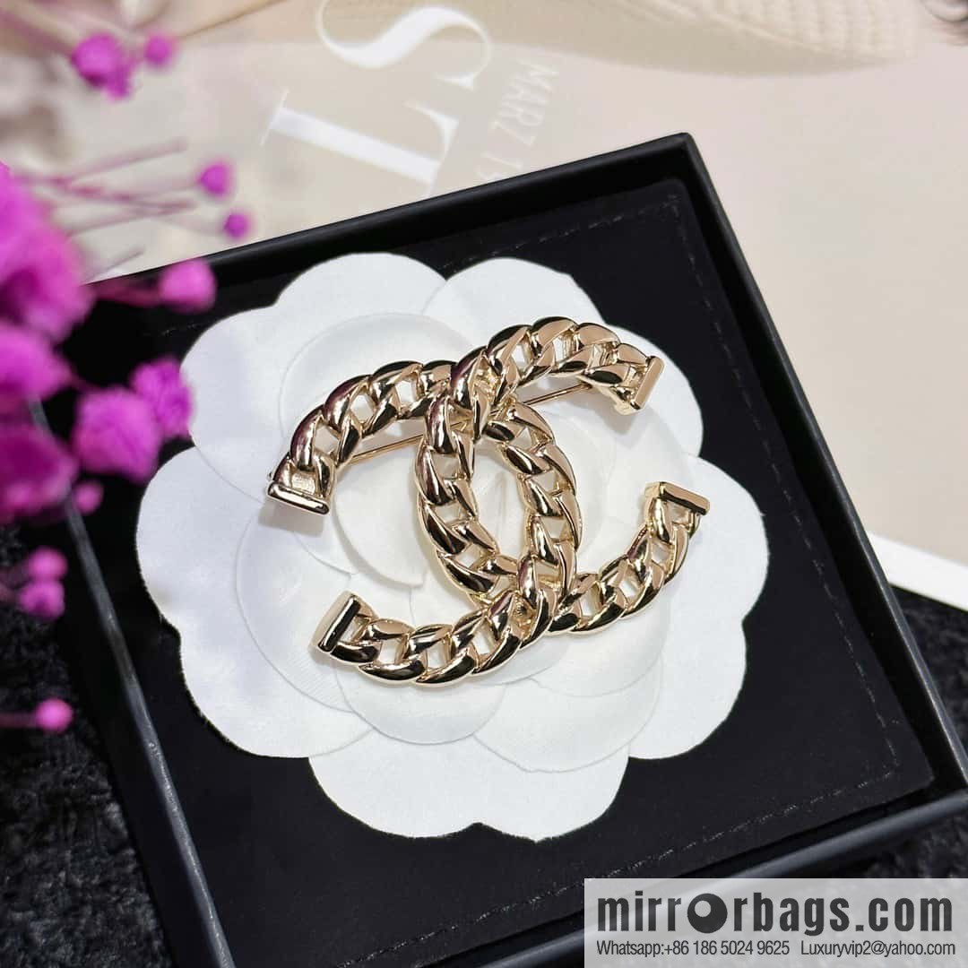 ❗️New ❗️☀️ New ☑️ Chanel double C chain ⛓️ hollow brooch ☀️