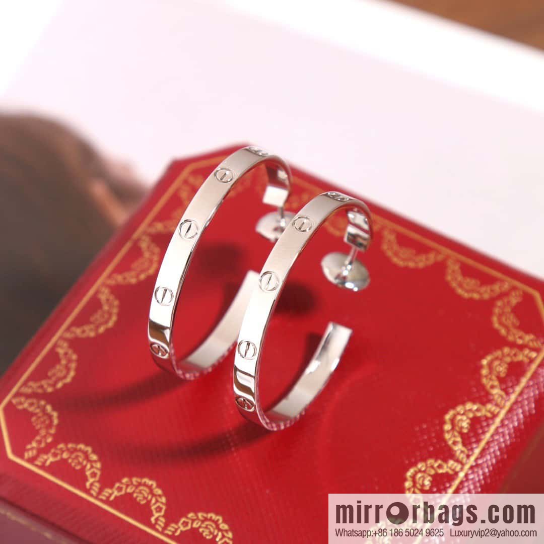 ☀Cartier LOVE series stud earrings ☀