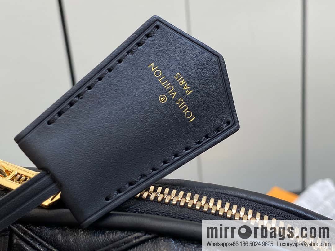 [Boutique‑grade] M23688 black full leather rhombus shell bag series ALMA small handbag