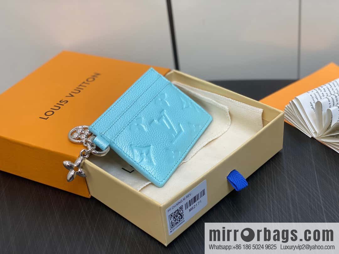 [Boutique‑grade] M82171 pearlescent blue, full leather M82739 card holder wallet series LV CHARMS card holder