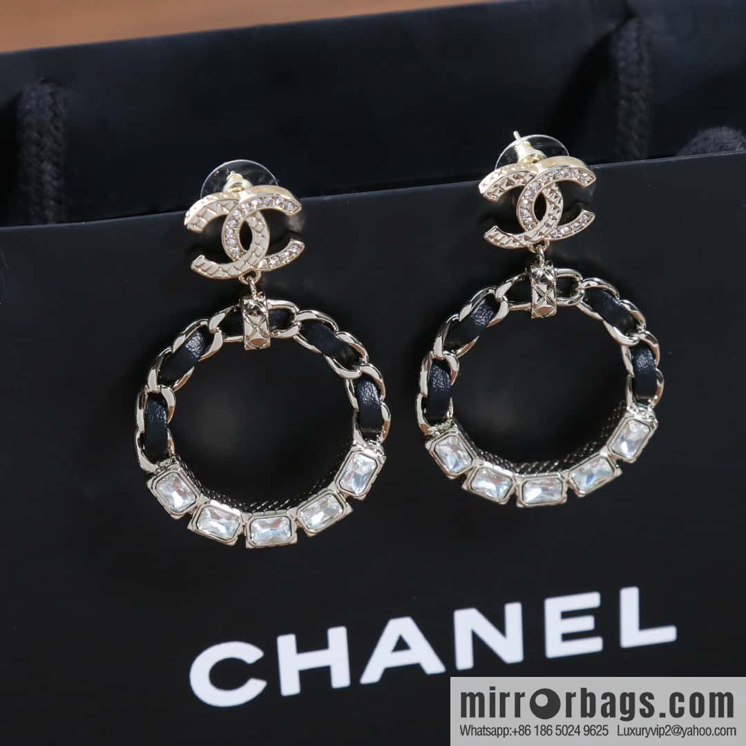 ☀️New ☑️ Chanel double c black leather rope round earrings stud earrings