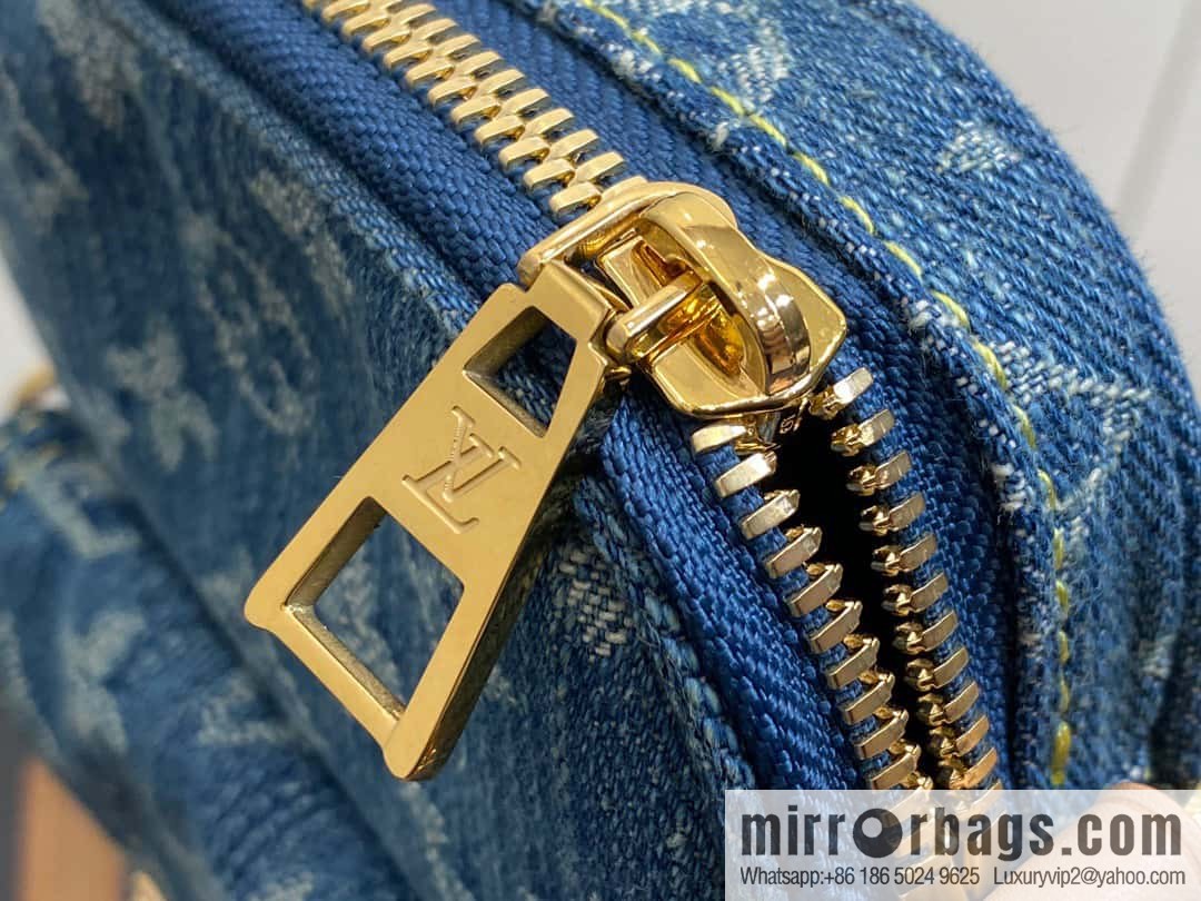 [Boutique‑grade] M82948 blue denim, mailman bag series Fairfax Pochette handbag