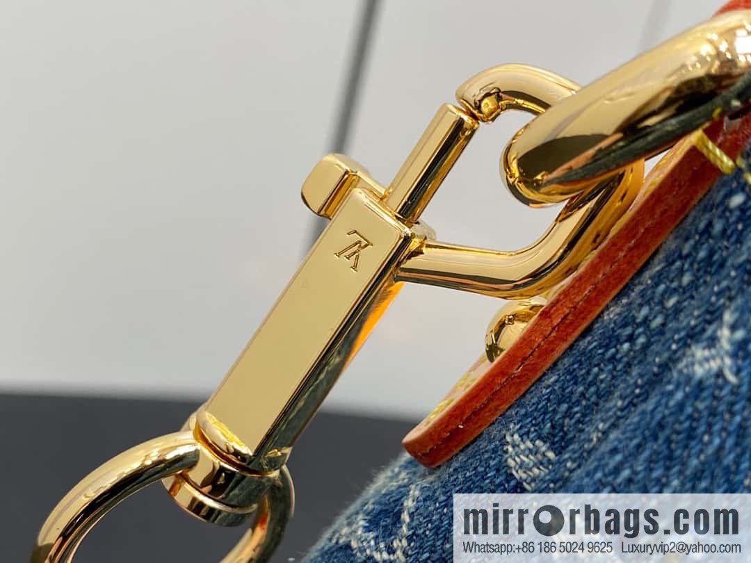 [Boutique‑grade] M82948 blue denim, mailman bag series Fairfax Pochette handbag
