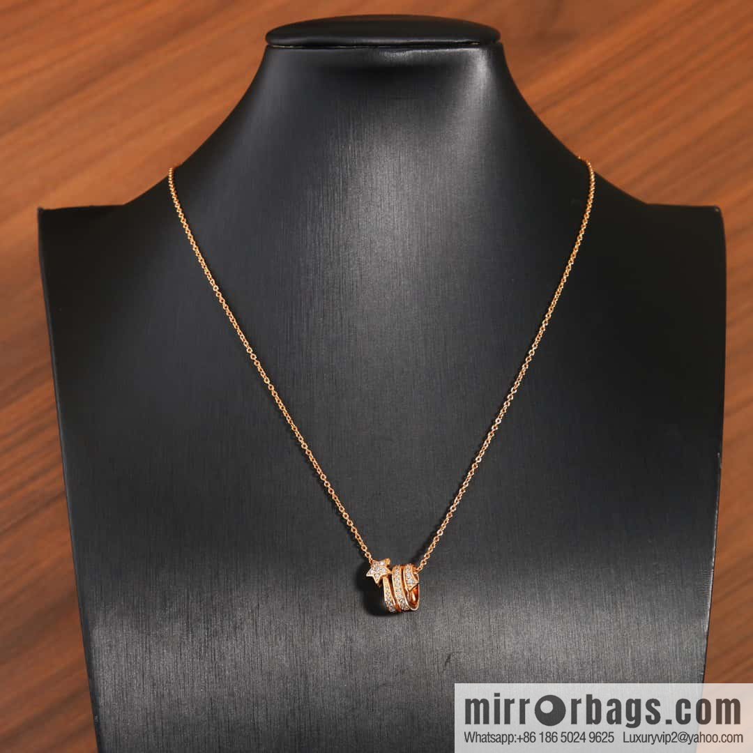 New ☑️ Chanel full diamond comet necklace