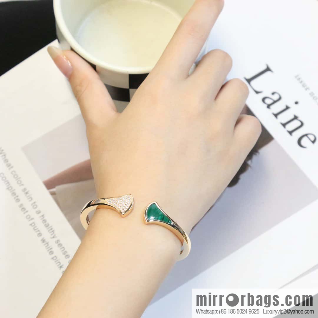☀BVLGARI DIVAS 'DREAM Fan Bracelet ☀️