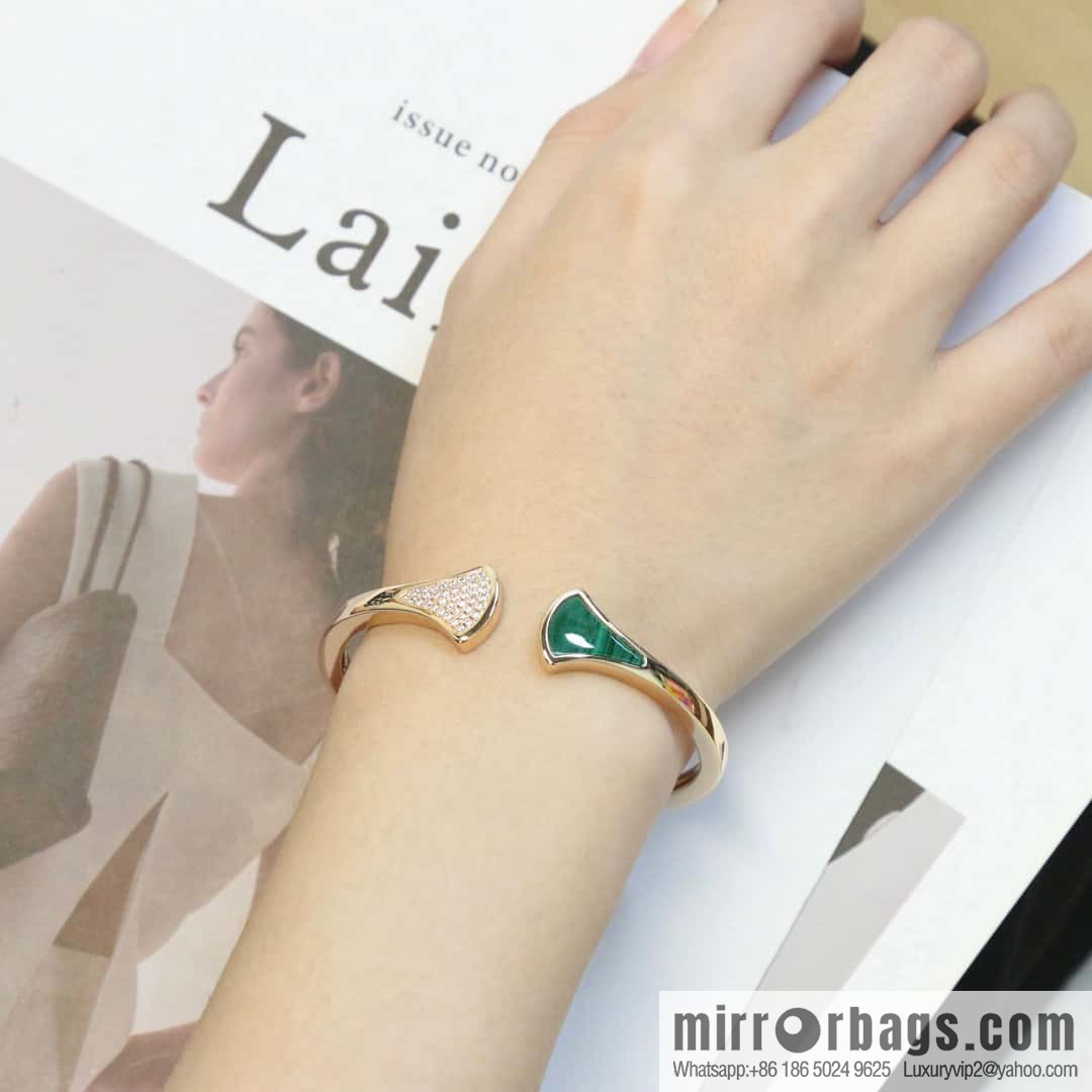 ☀BVLGARI DIVAS 'DREAM Fan Bracelet ☀️