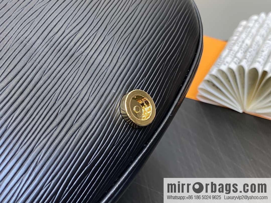 [Premium‑quality] M23469 black epi series SAUMUR BB handbag