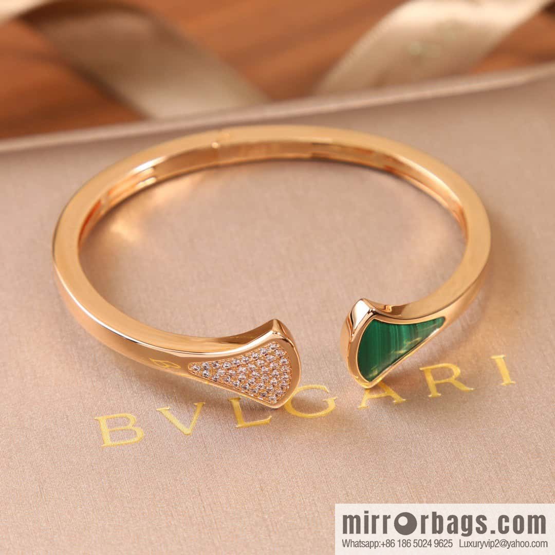 ☀BVLGARI DIVAS 'DREAM Fan Bracelet ☀️