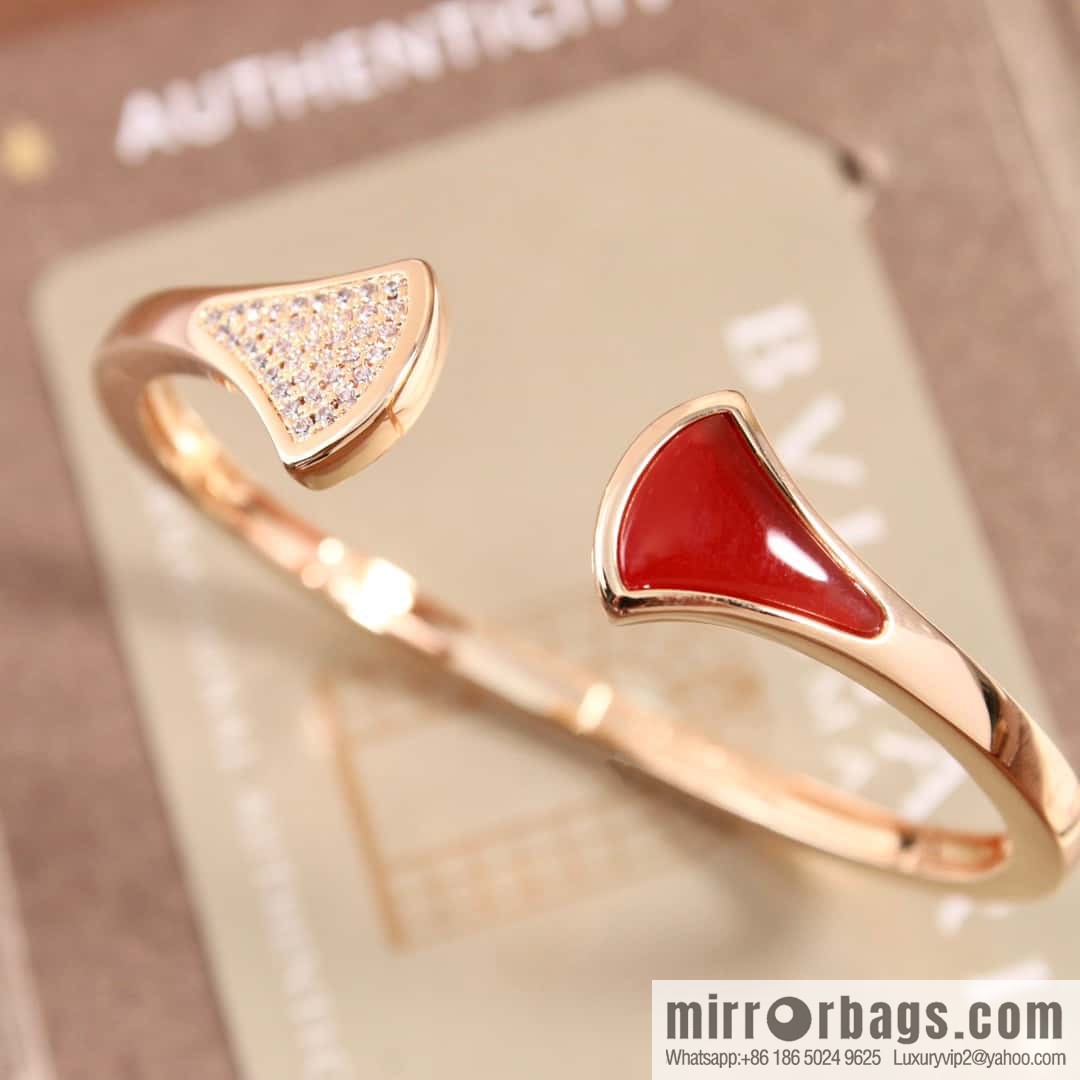 ☀BVLGARI DIVAS 'DREAM Fan Bracelet ☀️