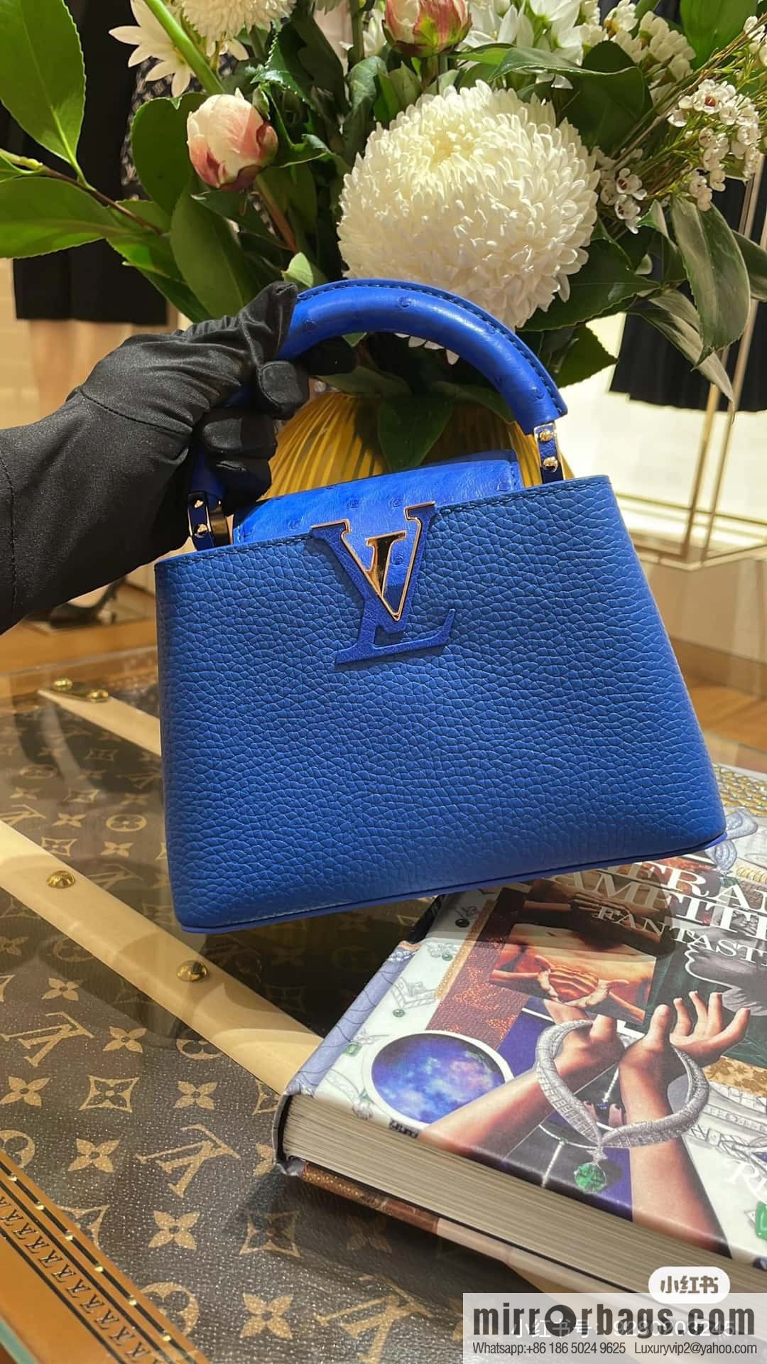 [Boutique‑grade] M81409 blue ostrich, full leather cap that English series Capucines mini handbag