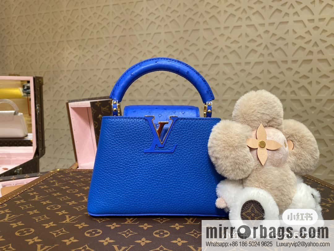 [Boutique‑grade] M81409 blue ostrich, full leather cap that English series Capucines mini handbag