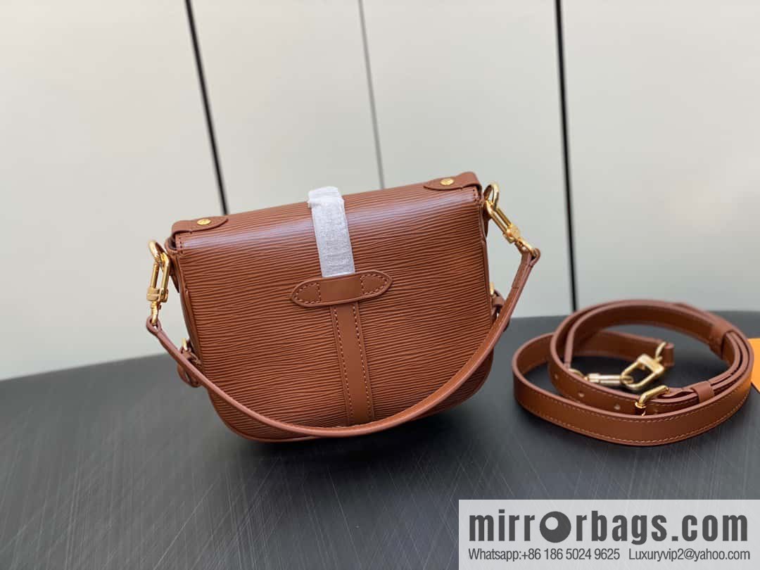 [Boutique‑grade] M23470 dark brown M23471 caramel M23469 epi saddle bag series SAUMUR BB handbag
