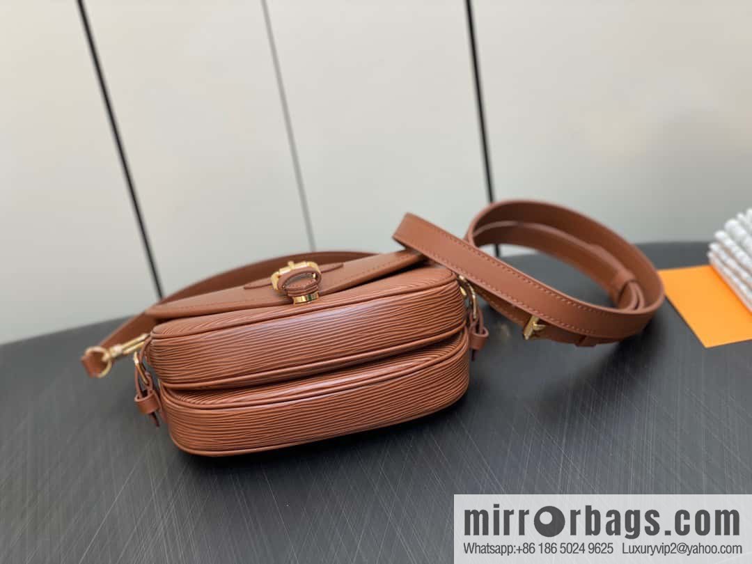 [Boutique‑grade] M23470 dark brown M23471 caramel M23469 epi saddle bag series SAUMUR BB handbag
