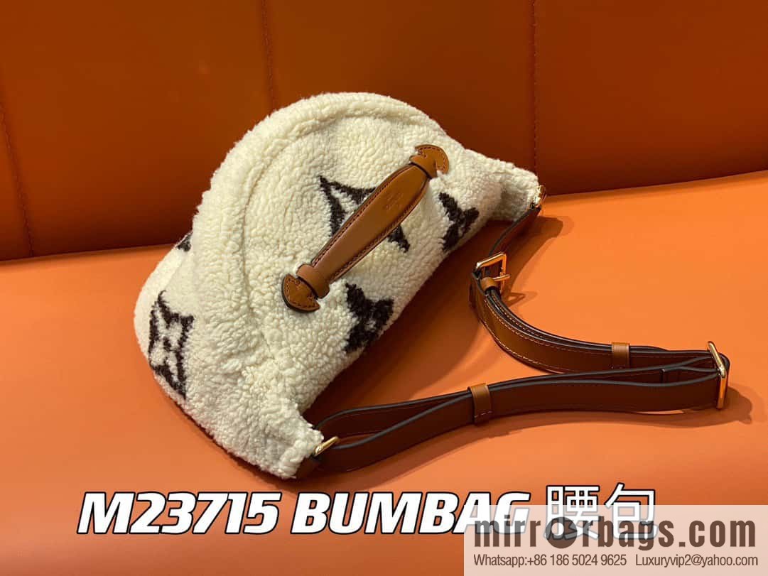 [Boutique‑grade] M23715 meters white, fanny pack, breast bag series BUMBAG fanny pack