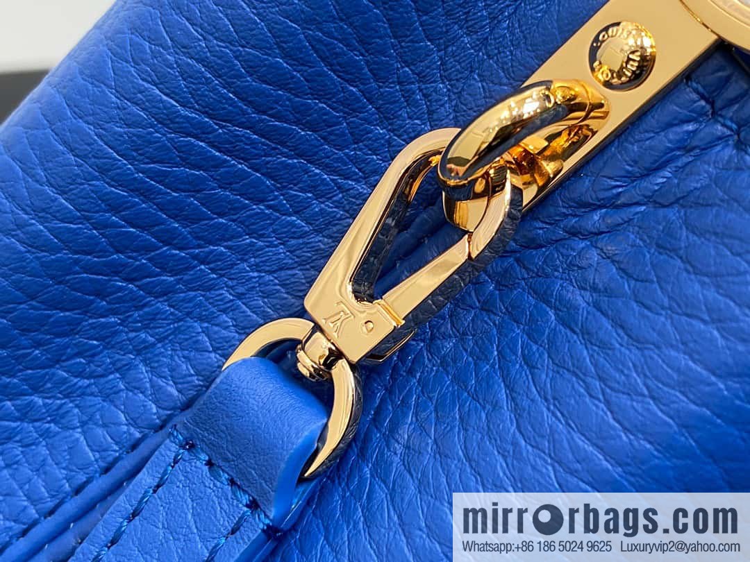 [Boutique‑grade] M81409 blue ostrich, full leather cap that English series Capucines mini handbag