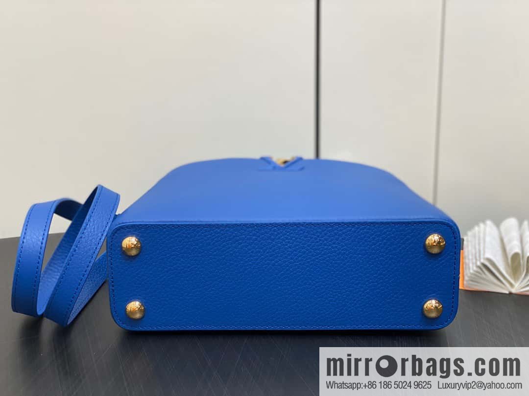 [Boutique‑grade] M81409 blue ostrich, full leather cap that English series Capucines small handbag