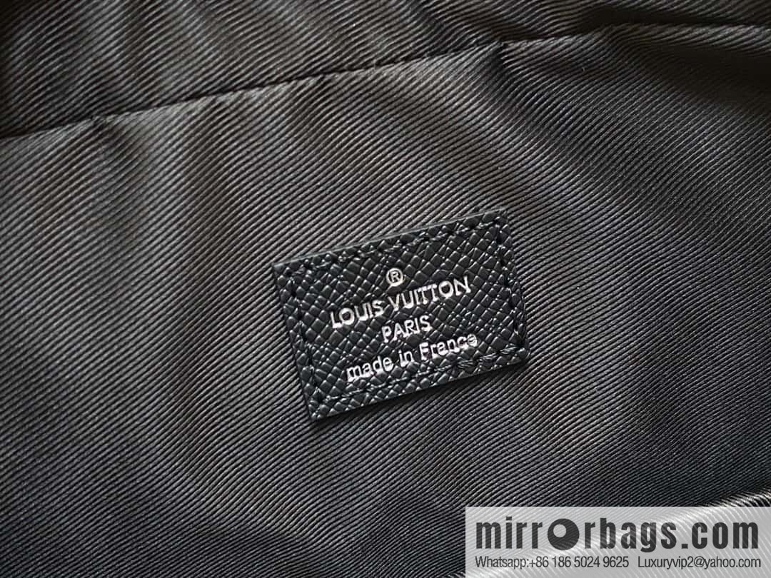 [Boutique‑grade] M30967 black full leather cross pattern briefcase series, this Voyage large briefcase