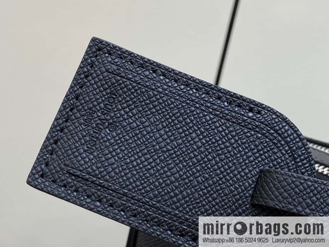 [Boutique‑grade] M30967 black full leather cross pattern briefcase series, this Voyage large briefcase
