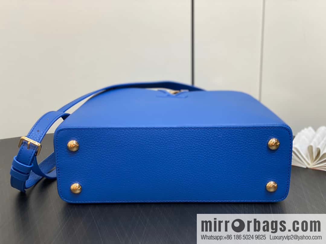 [Boutique‑grade] M81409 blue ostrich, full leather cap that English series Capucines medium handbag