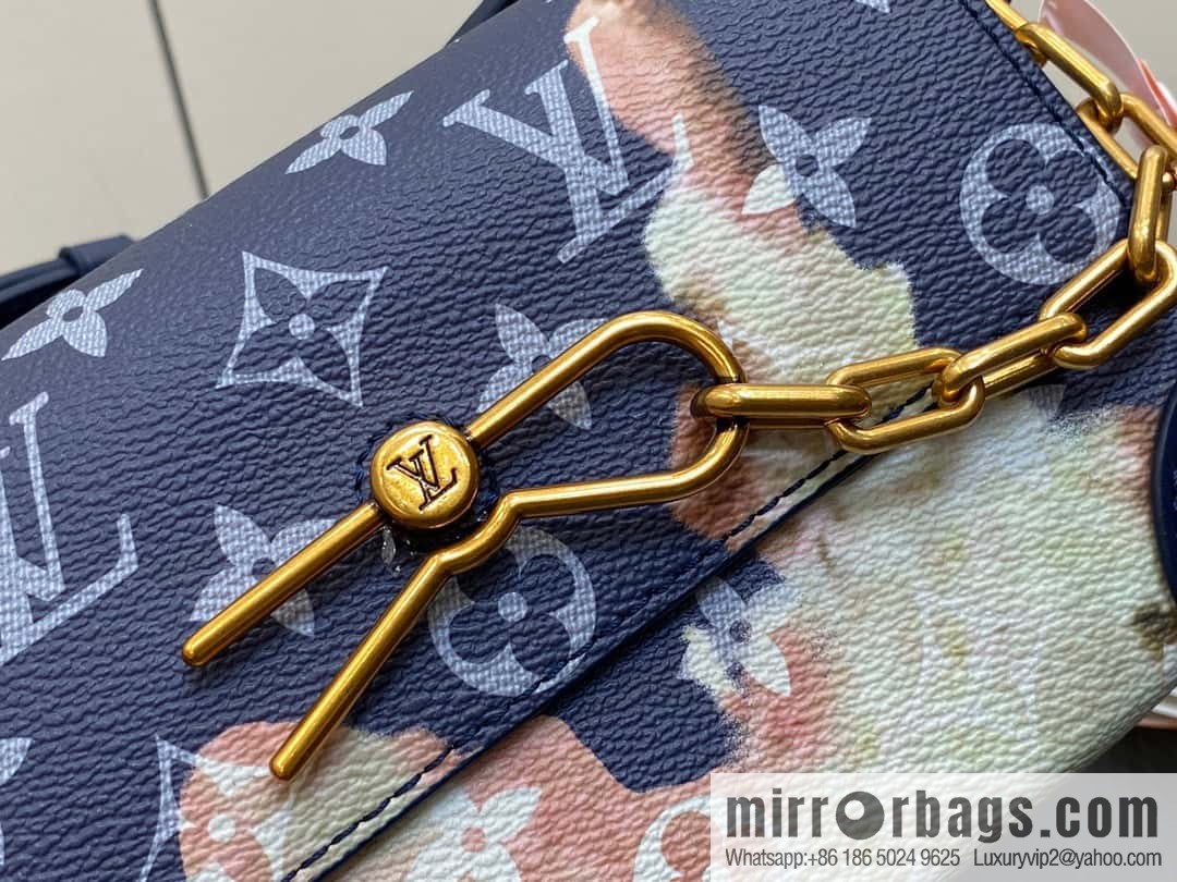 [Boutique‑grade] M82900 blue flame, men's bag messenger bag series, new Steamer series messenger bag