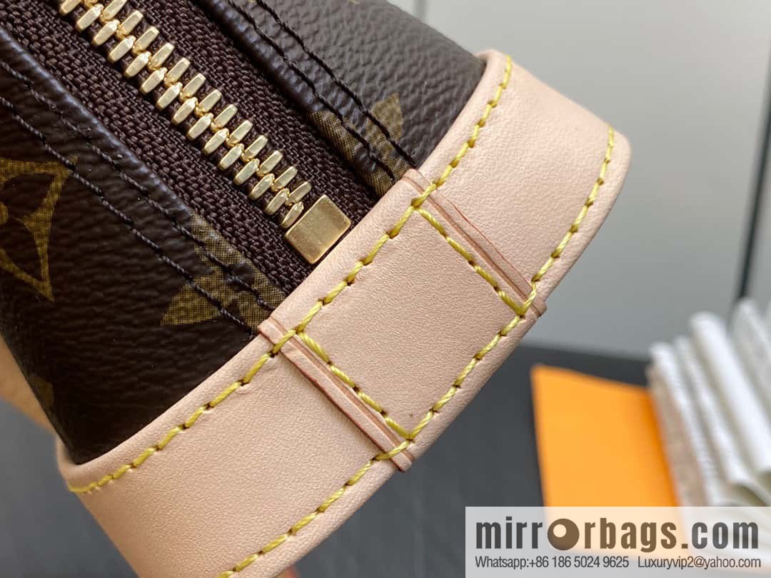[Premium‑quality] M82717 monogram mini shell bag series New launch Nano Alma handbag