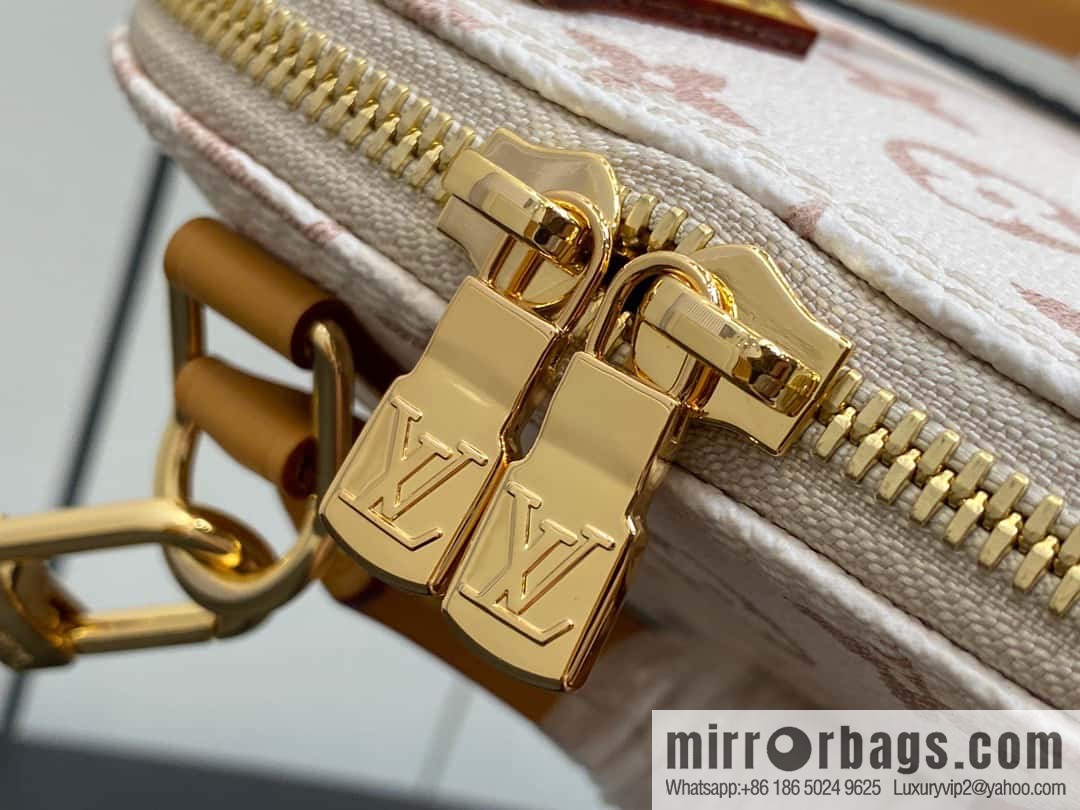 [Premium‑quality] M82717 white flower mini shell bag series New launch Nano Alma handbag