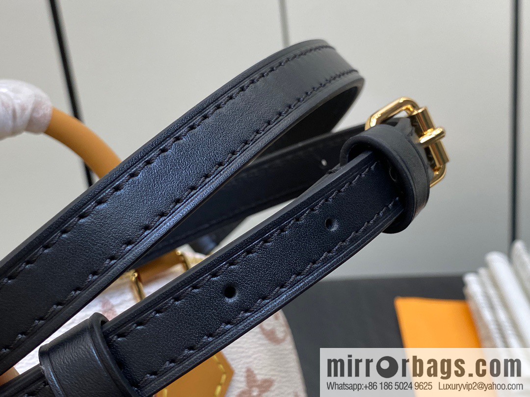 [Premium‑quality] M82717 white flower mini shell bag series New launch Nano Alma handbag