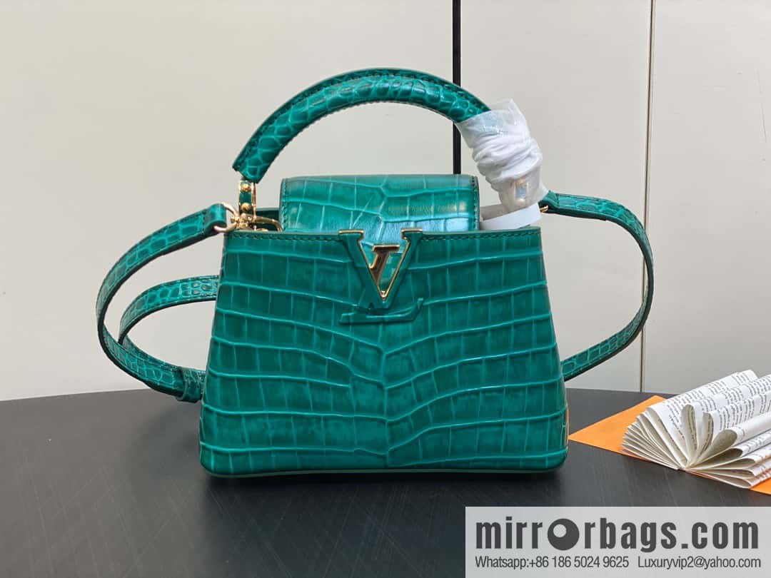 [Boutique‑grade] M48865 green, crocodile pattern full leather cap that English series Capucines mini handbag