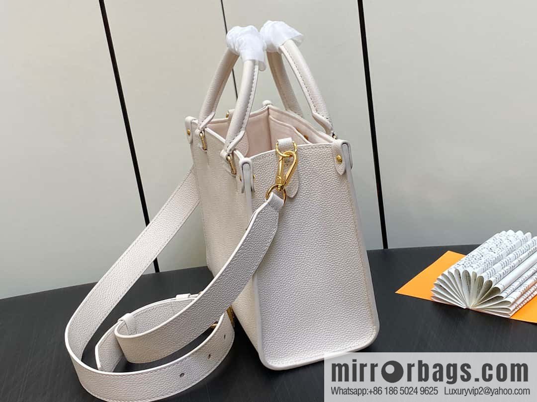 [Boutique‑grade] M23637 white, full leather square bag series Lock & Go handbag M22311