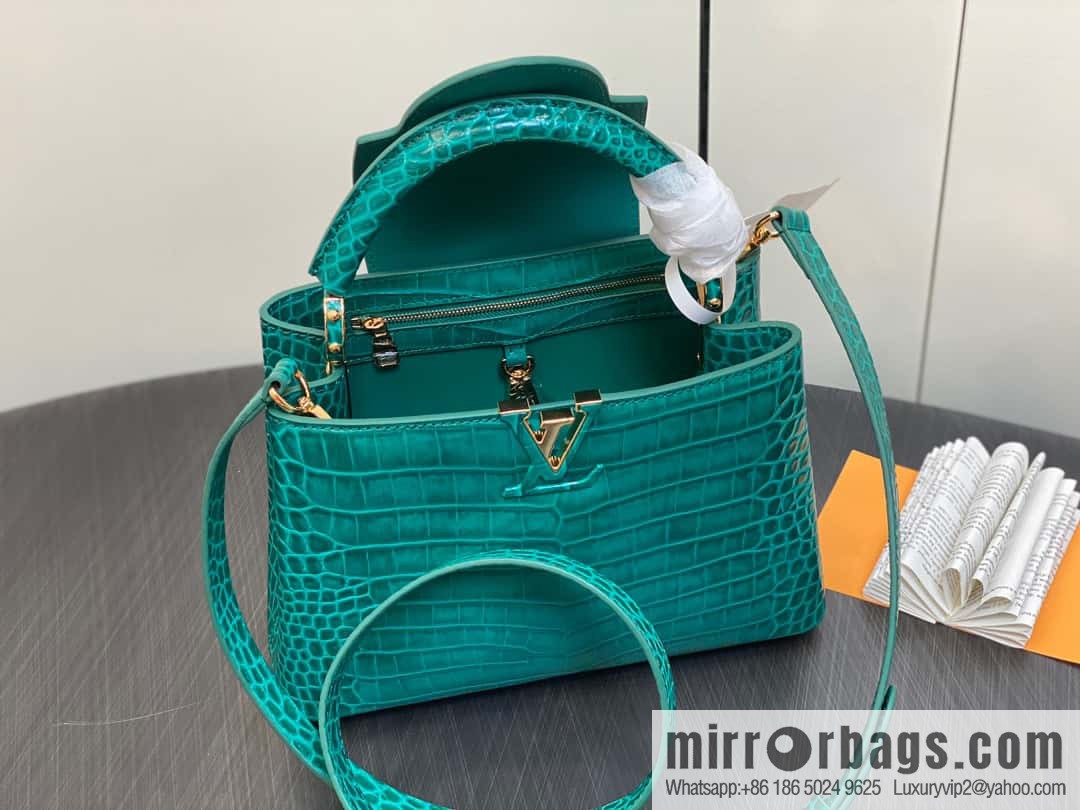 [Boutique‑grade] M48865 green, crocodile pattern full leather cap that English series Capucines BB handbag