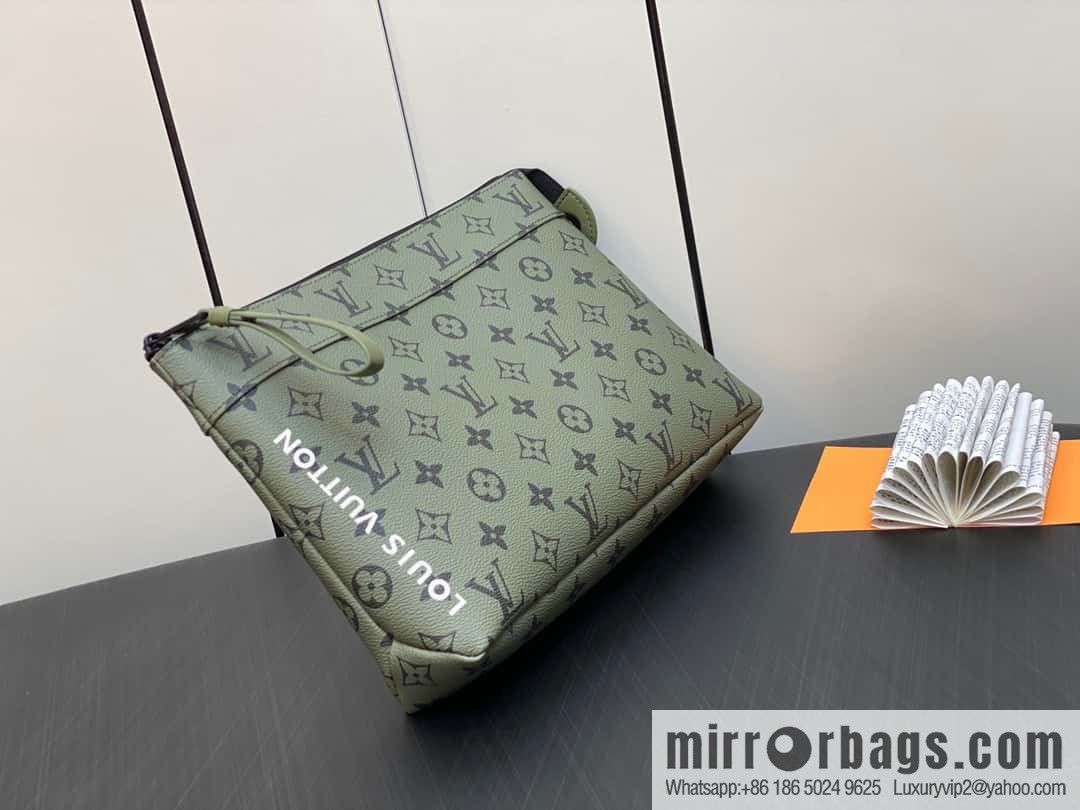 [Boutique‑grade] M82008 green flower clutch bag series Pochette Voyage Souple clutch bag Keepall Bandoulière 25 handbag