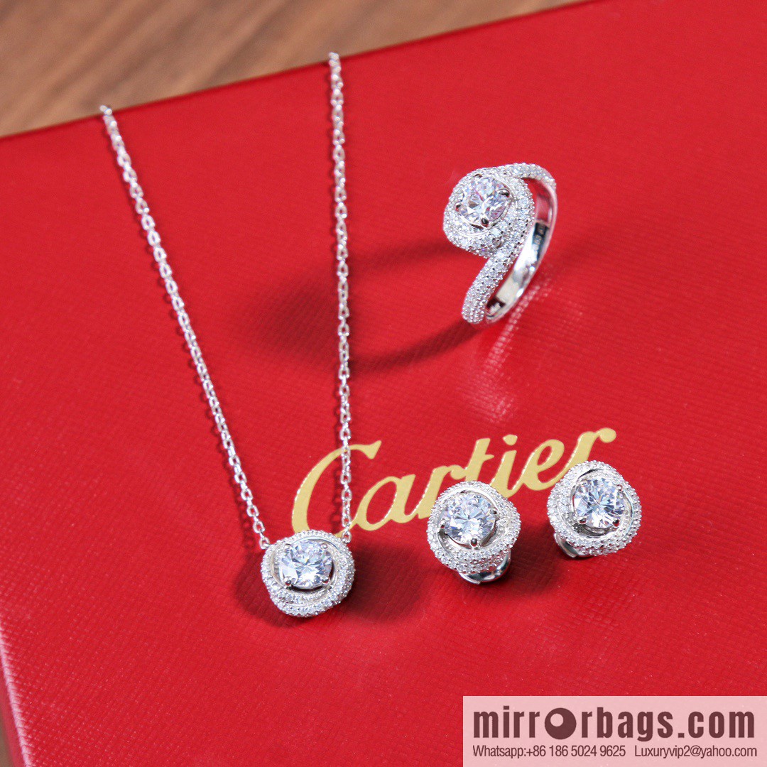 ☀️Delivery of a full set of Cartier genuine packaging ☀️ Cartier single diamond twist necklace  ☀️