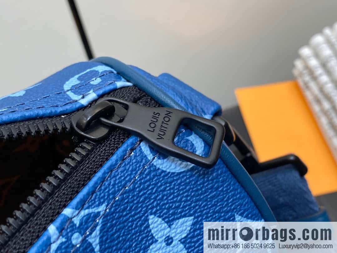 [Boutique‑grade] M46803 Blue Flower, Men's Bag Pillow Bag Series KEEPALL BANDOULIZRE 25 Handbag