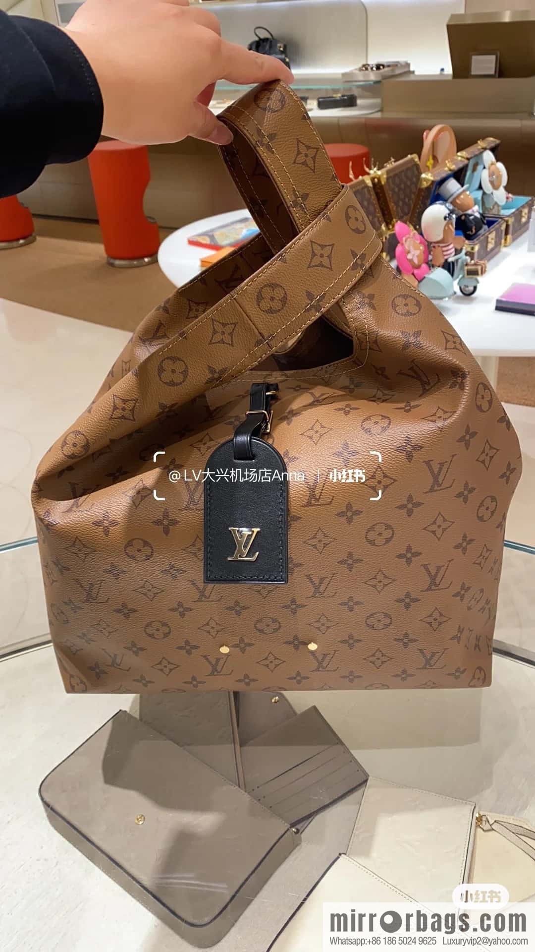 [Premium‑quality] M46821 yellow flower shopping bag series, autumn and winter new ATLANTIS large handbag