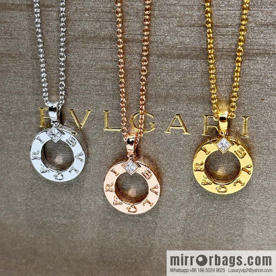 ☀BVLGARI White Diamond Round Cake Necklace  ☀️