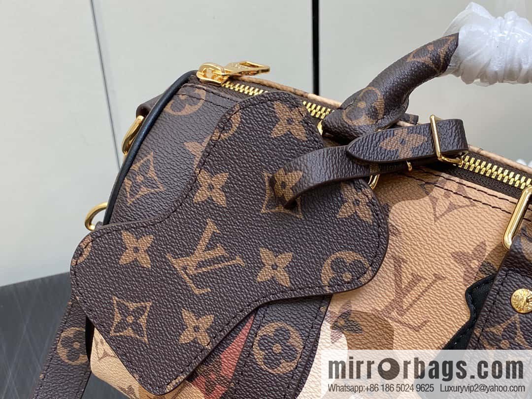 [Boutique‑grade] M46678 monogram men's bag pillow bag series Keepall Bandoulière 25 handbag