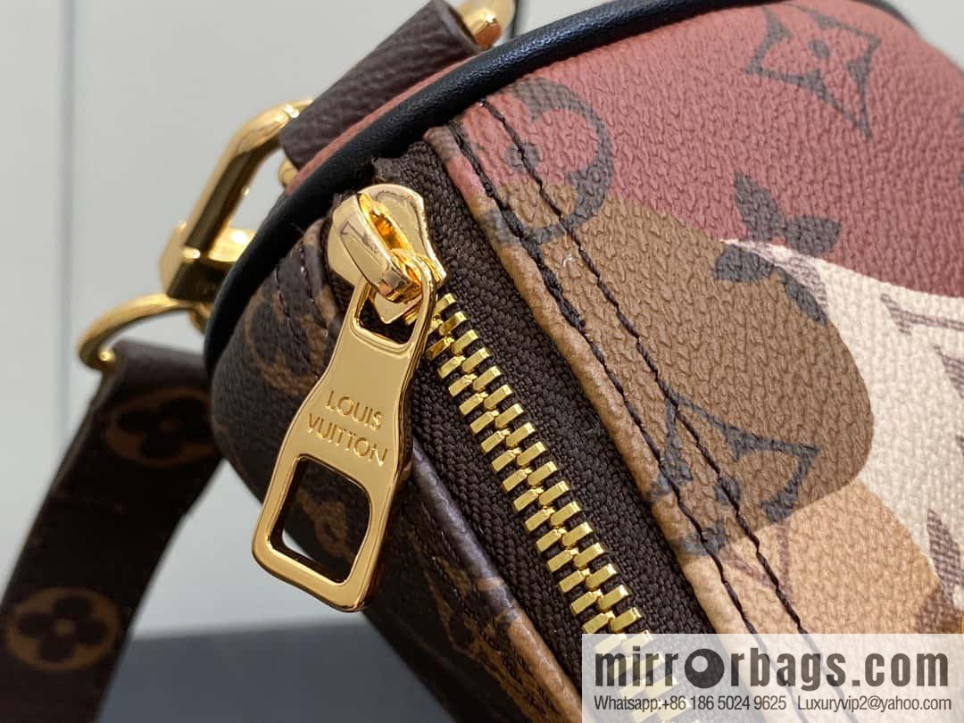 [Boutique‑grade] M46678 monogram men's bag pillow bag series Keepall Bandoulière 25 handbag