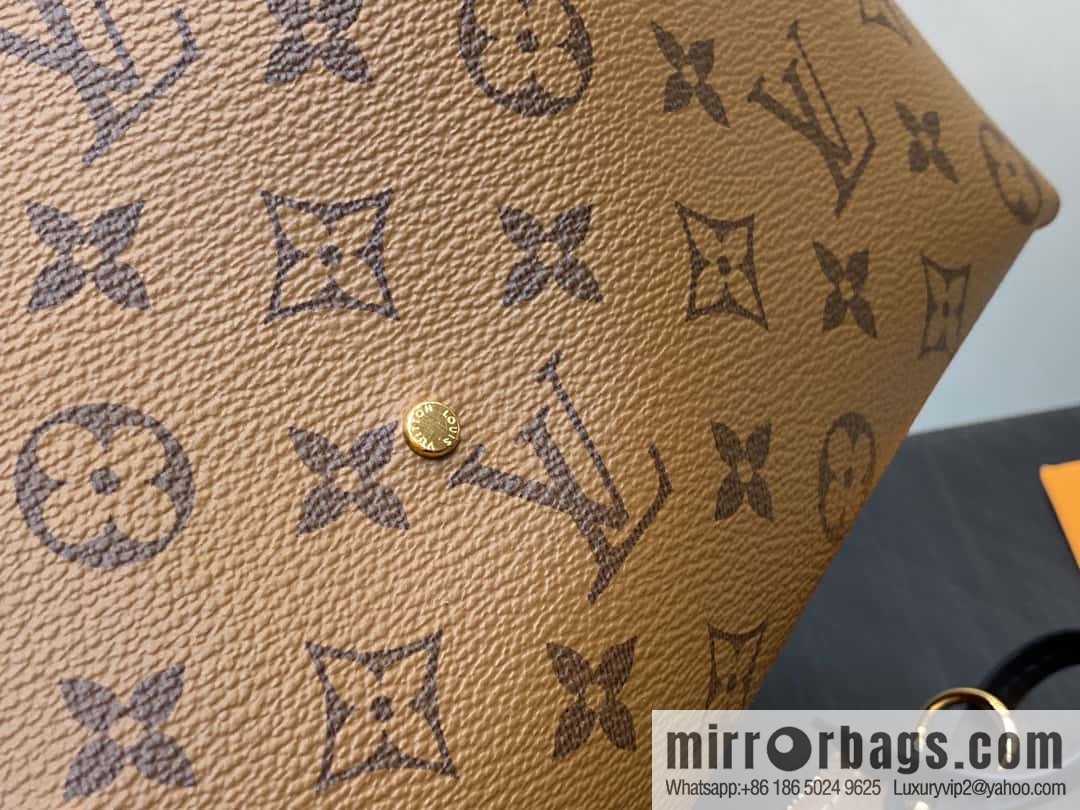 [Premium‑quality] M46821 yellow flower shopping bag series, autumn and winter new ATLANTIS large handbag