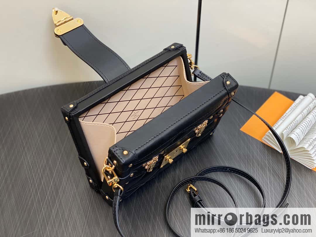 [Boutique‑grade] M23815 black diamond, box bag, box series Petite Malle box handbag