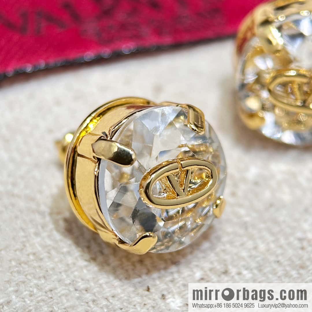 ❗️New ❗️ New ☑️ VALENTINO single diamond stud earrings