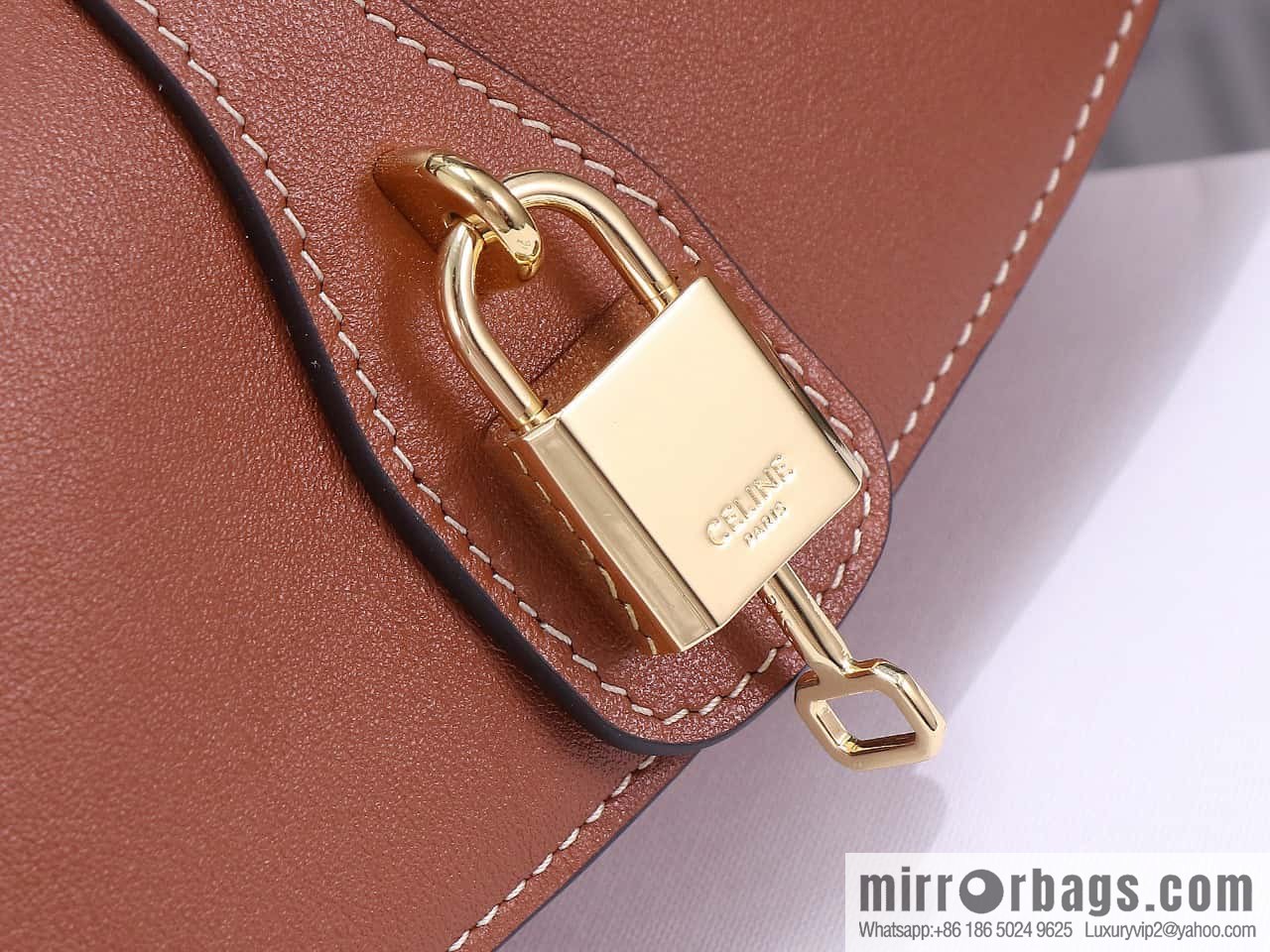 [Premium quality, all-steel hardware 】 𝗖𝗘𝗟𝗜𝗡𝗘 | 𝗧𝗔𝗕𝗢𝗨 𝗖𝗟𝗨𝗧𝗖𝗛 𝗕𝗮𝗴 padlock full leather bag, model: 101593/full leather model